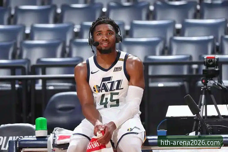 华体会HTH官方网页版功能详解 米切尔42分力挽狂澜,骑士险胜魔术:一场攻防转换的深度解析